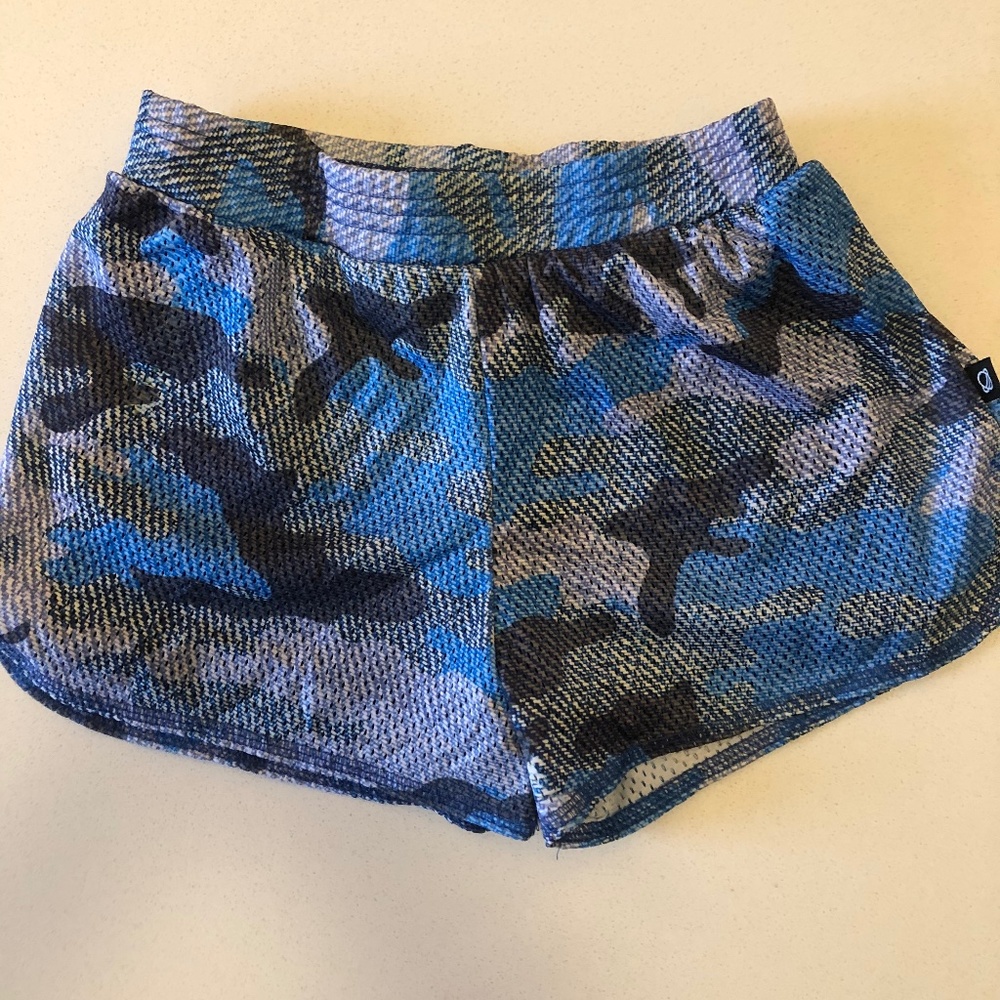 Terez Girls Blue Camouflage Mesh Shorts